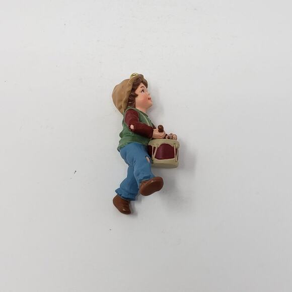 1990 Hallmark Little Drummer Boy Handcrafted Keepsake Christmas Ornament. - Picture 5 of 7